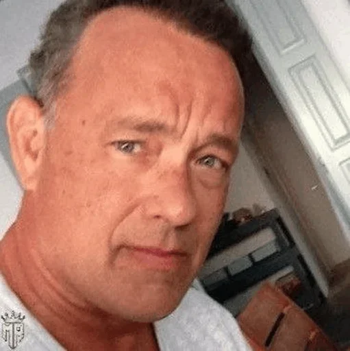🙄 Стикер «Tom Hanks» для Telegram