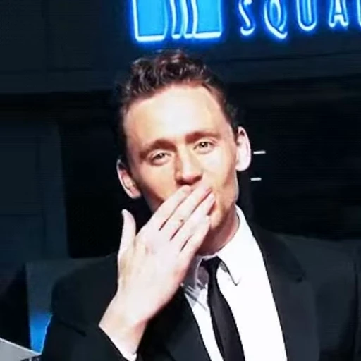 😘 Стикер «Tom Hiddleston Том Хиддлстон» для Telegram