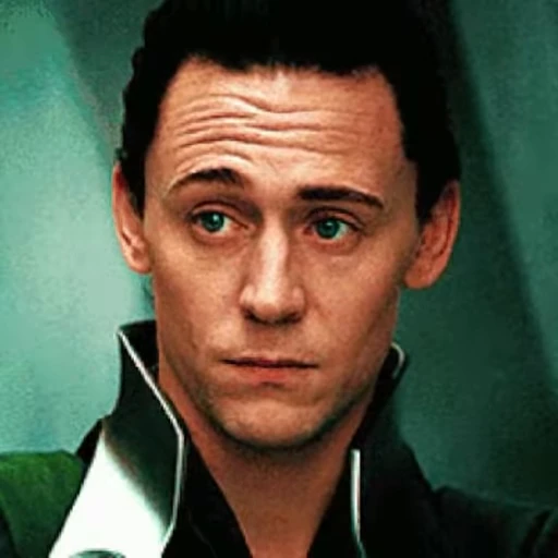 🫢 Стикер «Tom Hiddleston Том Хиддлстон» для Telegram