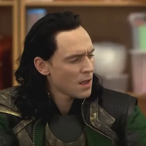 😡 Стикер «Tom Hiddleston Том Хиддлстон» для Telegram
