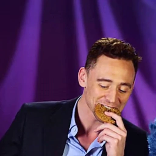 😋 Стикер «Tom Hiddleston Том Хиддлстон» для Telegram