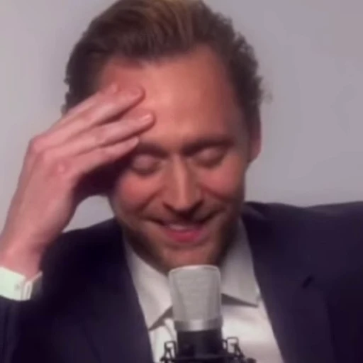 🤢 Стикер «Tom Hiddleston Том Хиддлстон» для Telegram