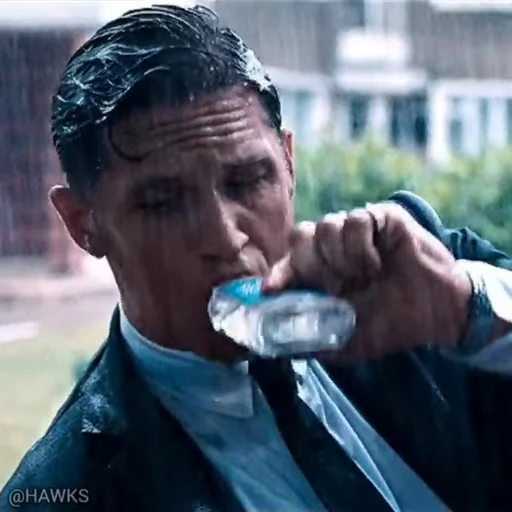 😒 Стикер «Tom Hardy» для Telegram