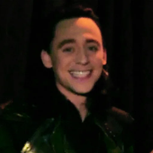 🧊 Стикер «Tom Hiddleston» для Telegram