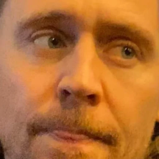 🧊 Стикер «Tom Hiddleston» для Telegram