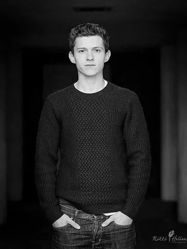 🕸 Стикер «Tom Holland BW» для Telegram
