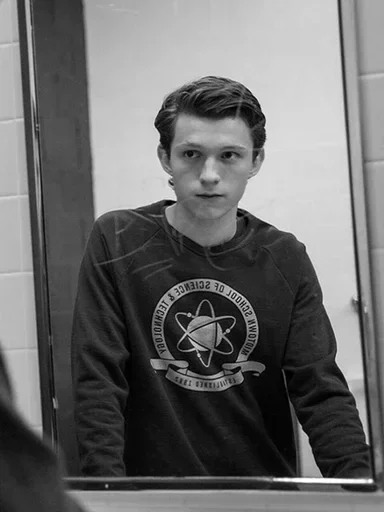 🕸 Стикер «Tom Holland BW» для Telegram