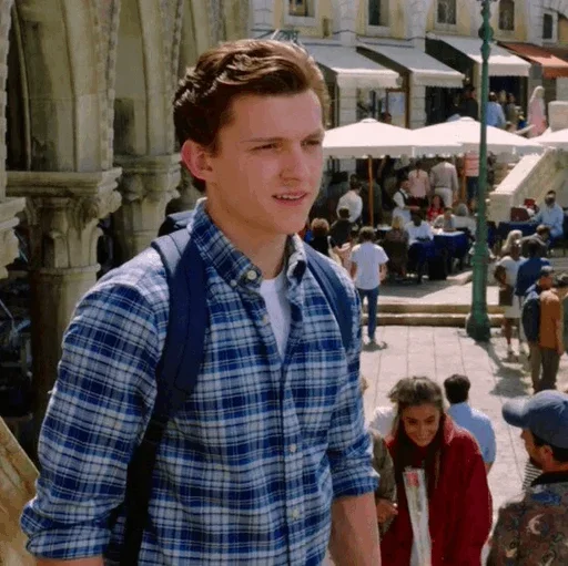 🕸 Стикер «Tom Holland Far Frome Home» для Telegram