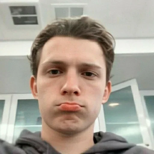 🥺 Стикер «Tom Holland Funny» для Telegram