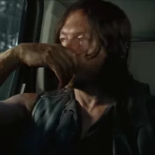😕 Стикер «Daryl Dixon» для Telegram