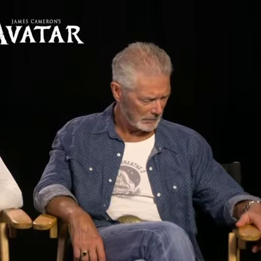 😕 Стикер «Stephen Lang» для Telegram
