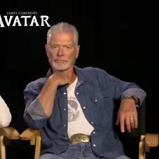 🥸 Стикер «Stephen Lang» для Telegram
