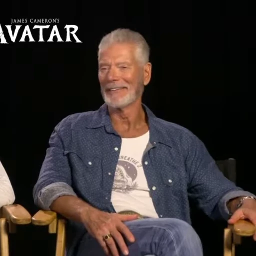 😏 Стикер «Stephen Lang» для Telegram