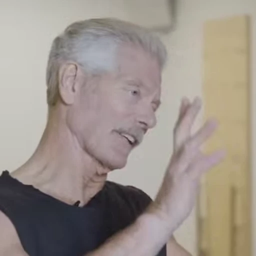 😒 Стикер «Stephen Lang» для Telegram