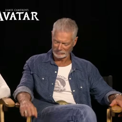 😔 Стикер «Stephen Lang» для Telegram