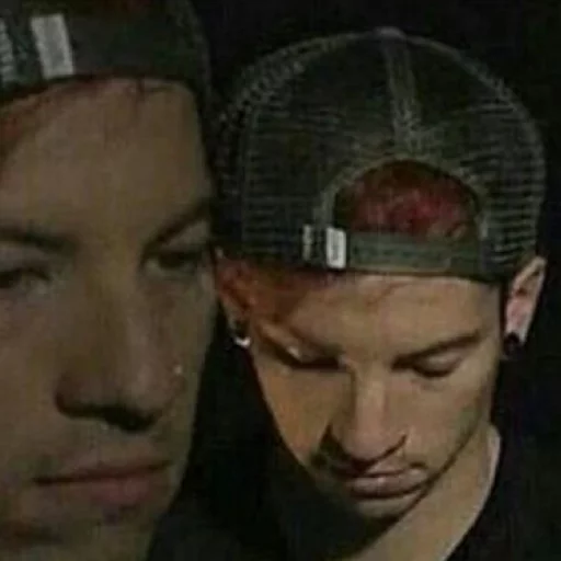😞 Стикер «Twenty One Pilots» для Telegram