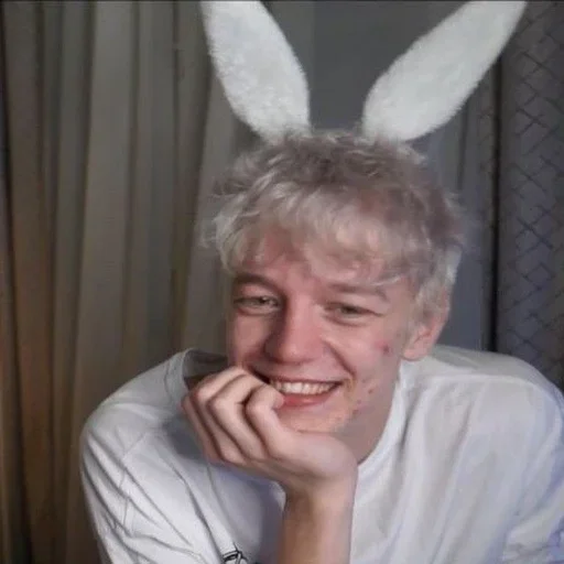 🐰 Стикер «Стримерская» для Telegram