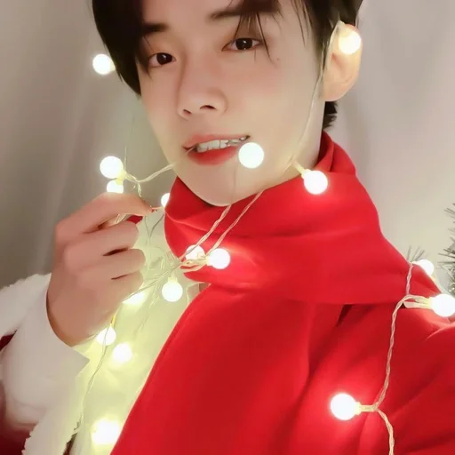 🎄 Стикер «txt new year» для Telegram