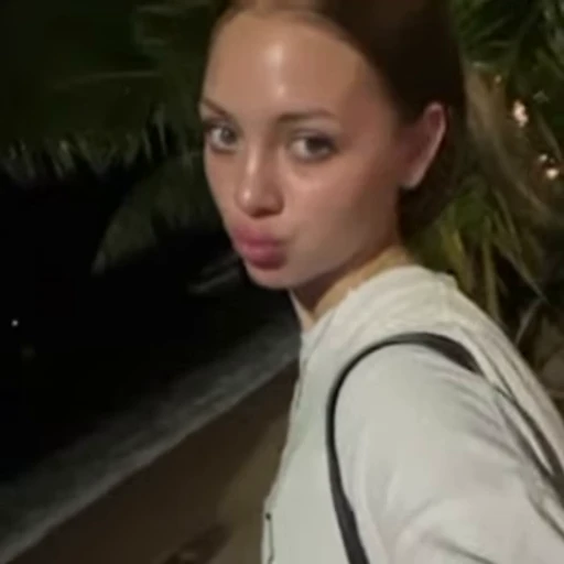 👸 Стикер «ульяна» для Telegram