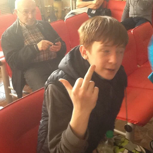 🖕 Стикер «unterliga» для Telegram