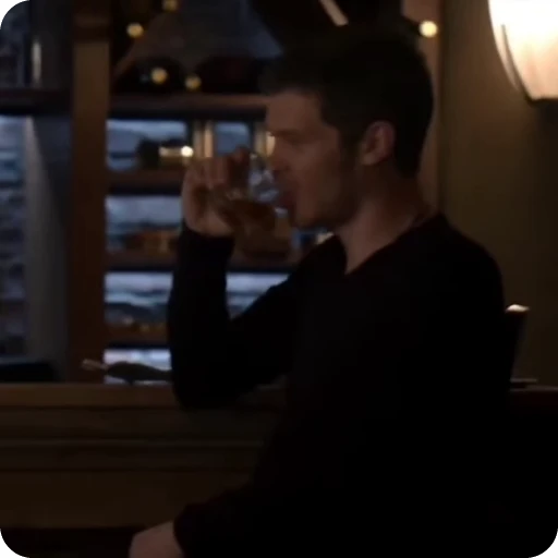🌟 Стикер «klaus mikaelson» для Telegram