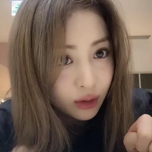🐍 Стикер «yunjin» для Telegram