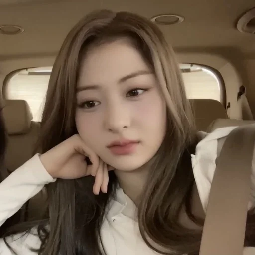 🐍 Стикер «yunjin» для Telegram