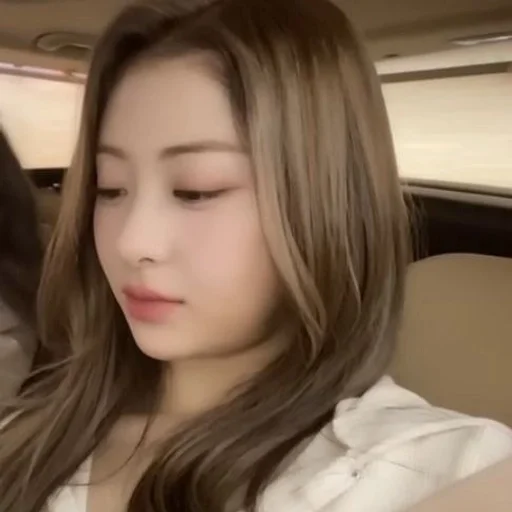 🐍 Стикер «yunjin» для Telegram