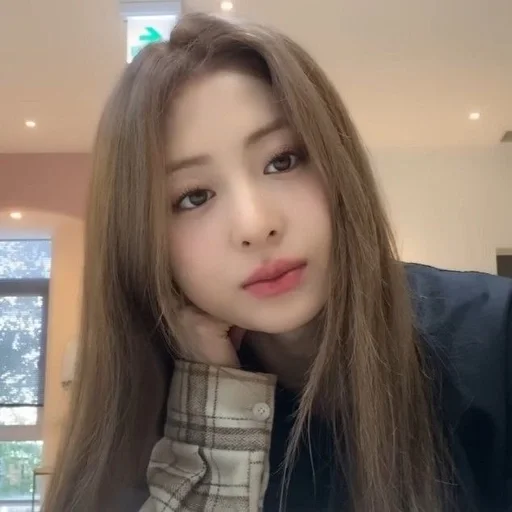 🐍 Стикер «yunjin» для Telegram