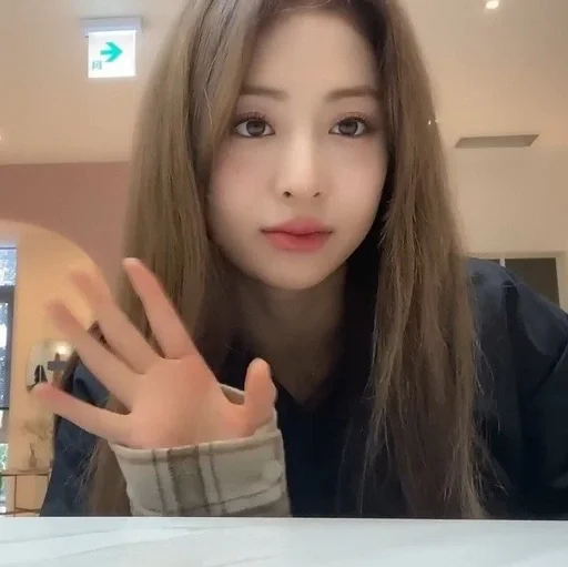 Стикерпак yunjin для Telegram