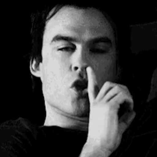 🤫 Стикер «Дневники вампира» для Telegram