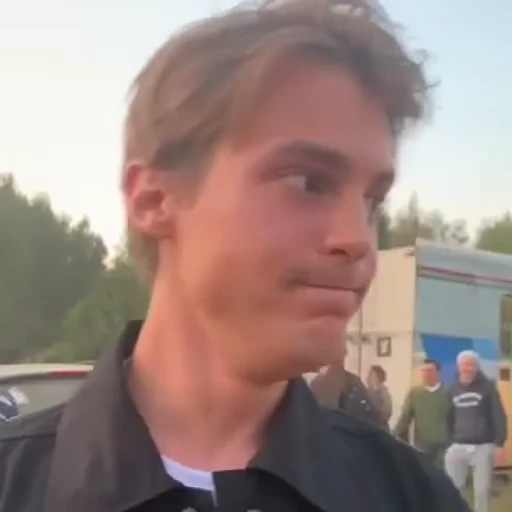 😐 Стикер «Иван Янковский» для Telegram
