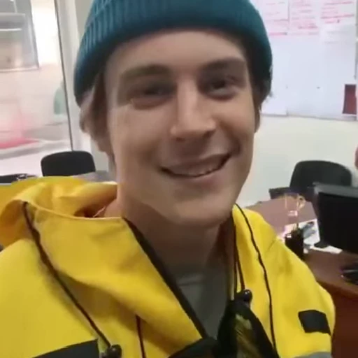 😎 Стикер «Иван Янковский» для Telegram