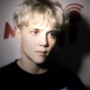 😐 Эмодзи «Ваня Дмитриенко» для Telegram