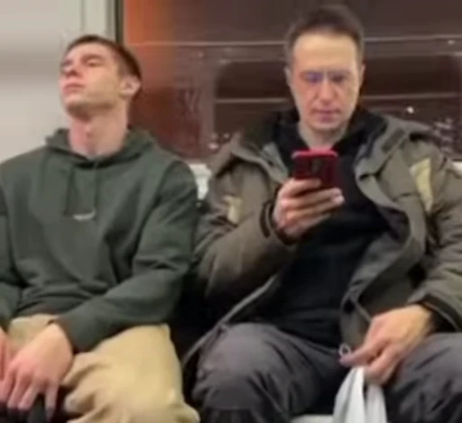 😗 Стикер «Глебас» для Telegram