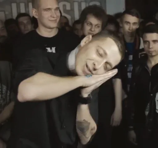 🤤 Стикер «Versus» для Telegram