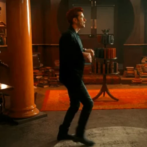 💃 Стикер «Good Omens» для Telegram