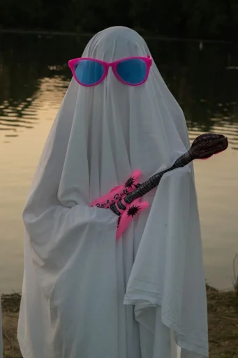 🎸 Стикер «Vimbing ghost» для Telegram
