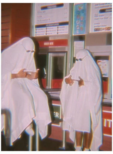 👉 Стикер «Vimbing ghost» для Telegram