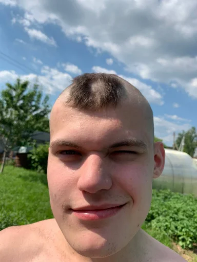 💋 Стикер «Vini и друзья» для Telegram