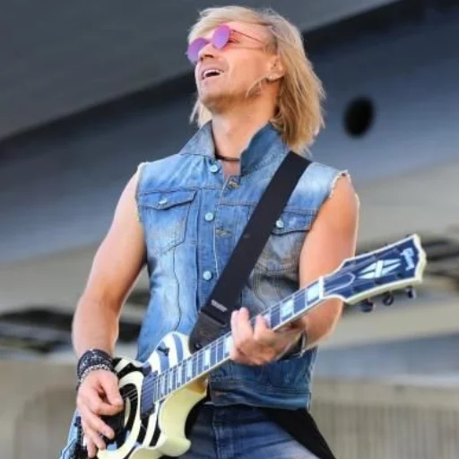 🎸 Стикер «олежа винник» для Telegram