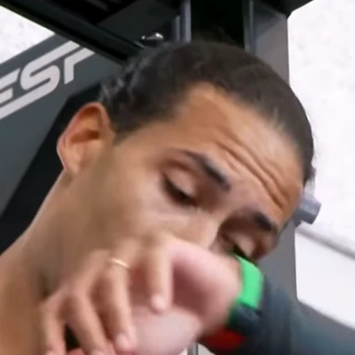 🖤 Стикер «Virgil van Dijk» для Telegram