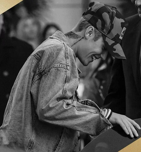 ⚡️ Стикер «Justin Bieber» для Telegram
