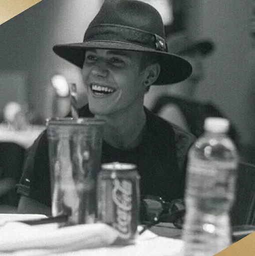 ⚡️ Стикер «Justin Bieber» для Telegram