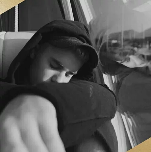 ⚡️ Стикер «Justin Bieber» для Telegram