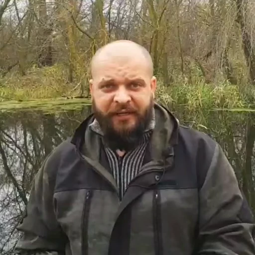 🤜 Стикер «Выживалово» для Telegram