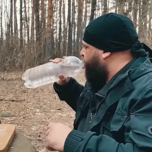 🚰 Стикер «Выживалово» для Telegram