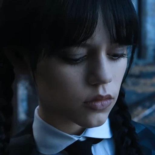 🕷️ Стикер «wednesday addams» для Telegram