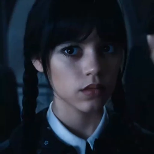 🕷️ Стикер «wednesday addams» для Telegram