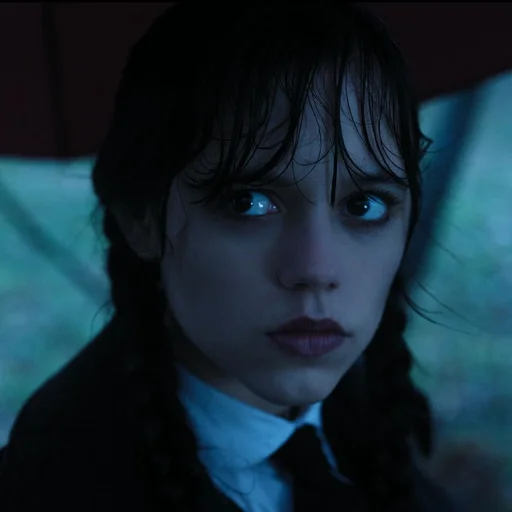 🔭 Стикер «Wednesday Addams» для Telegram